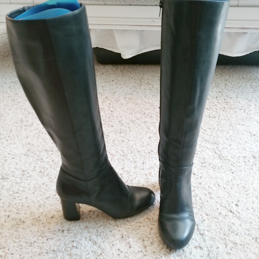 Nine West black boots